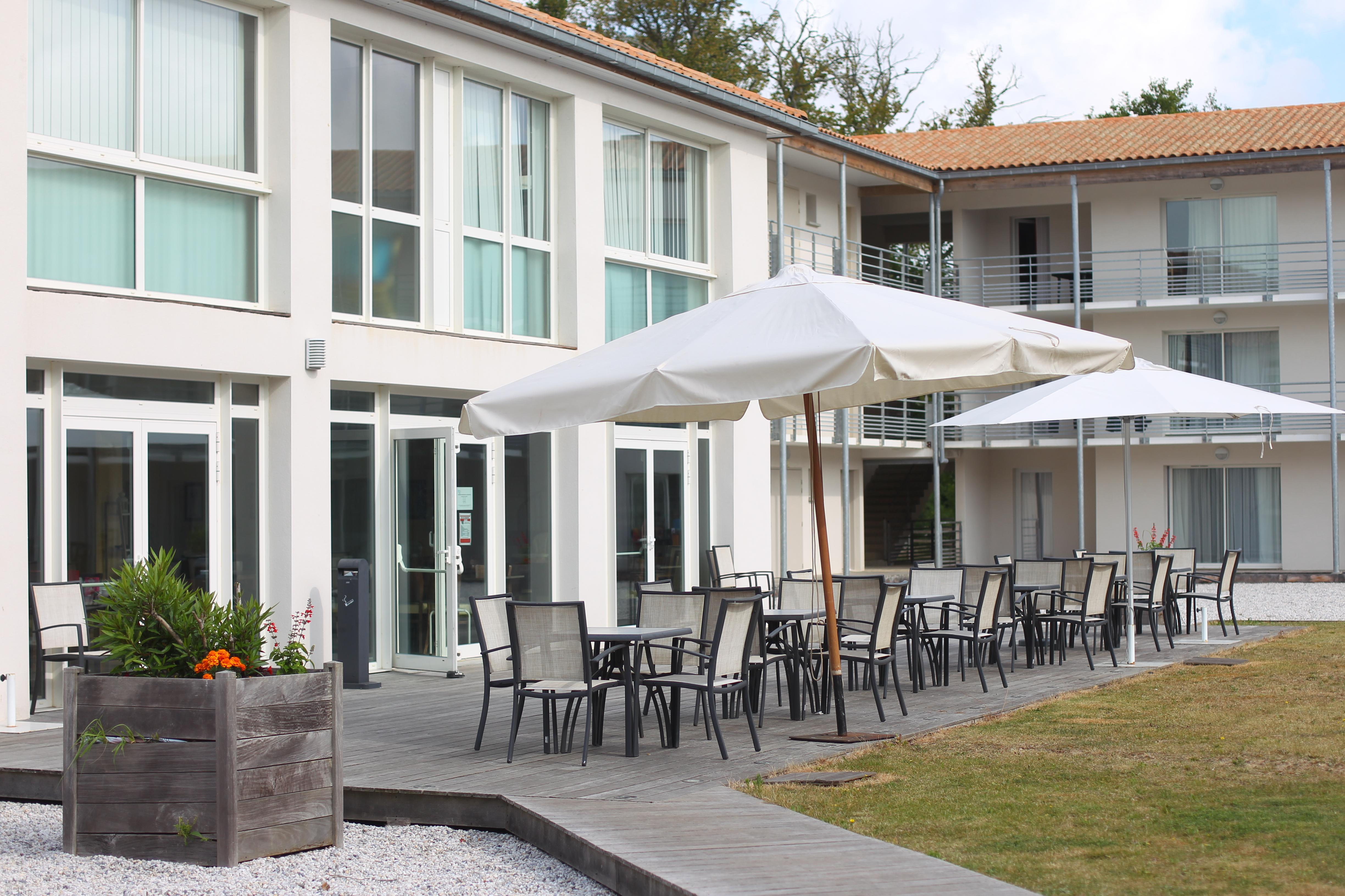 Vacanceole - Le Domaine Du Chateau - La Rochelle / Ile De Re Lagord Exterior foto