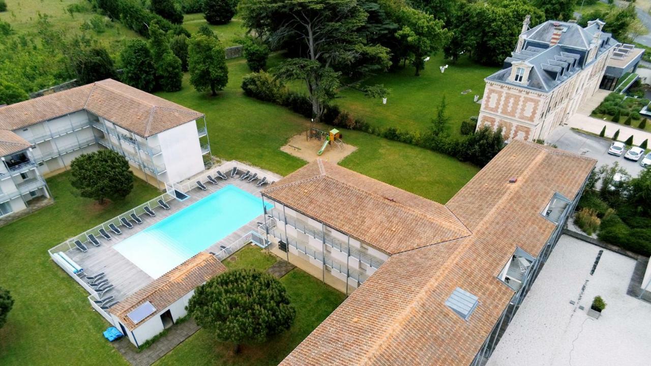 Vacanceole - Le Domaine Du Chateau - La Rochelle / Ile De Re Lagord Exterior foto